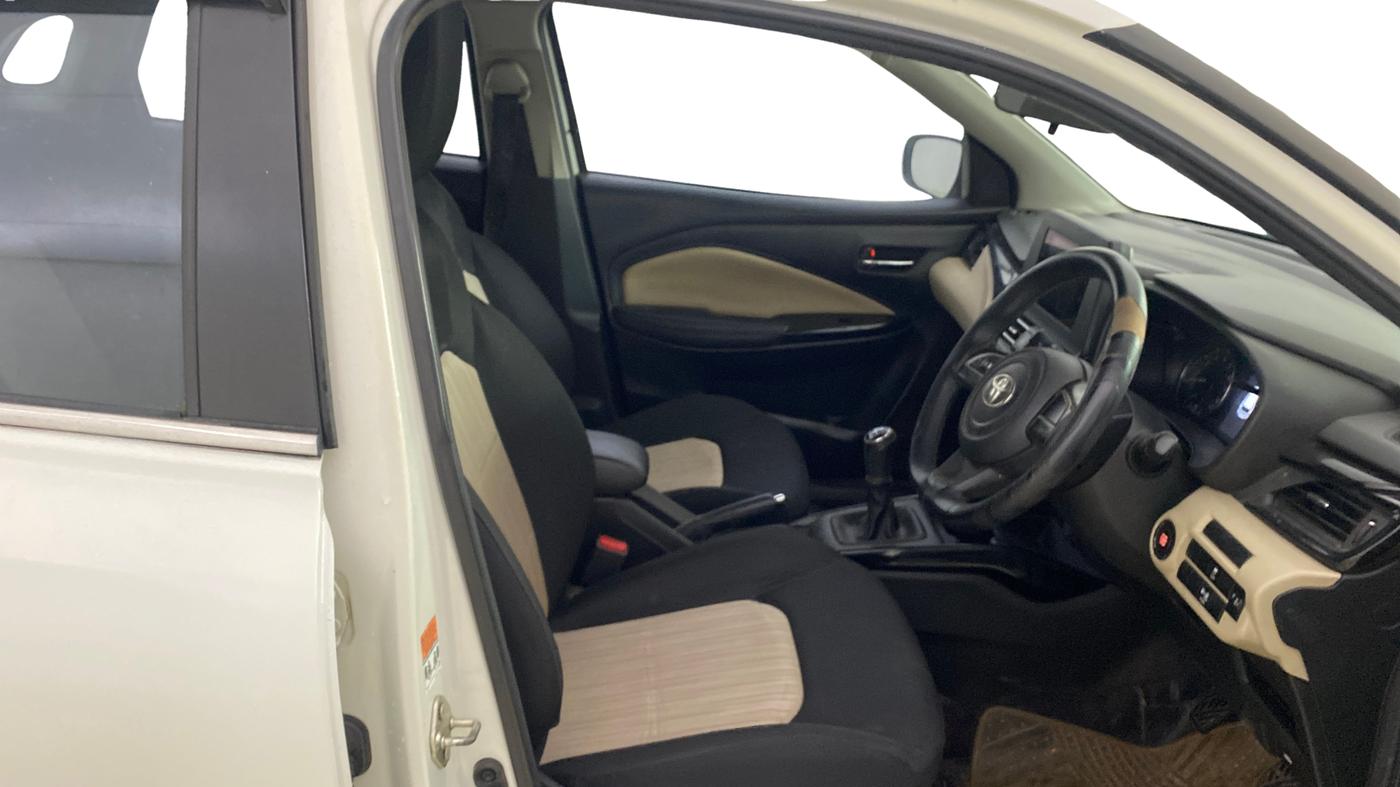 2023 Toyota Glanza G E-CNG, CNG, Manual, 74,710 km, Right Side Front Door Cabin
