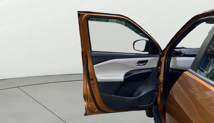 2024 Nissan MAGNITE Tekna B4D 1.0 Petrol MT, Petrol, Manual, 20,841 km, LHS Front Door