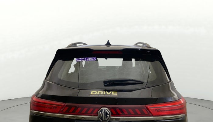 2024 MG HECTOR Sharp Pro Blackstorm 1.5 Turbo CVT, Petrol, Automatic, 33,197 km, Rear Windshield