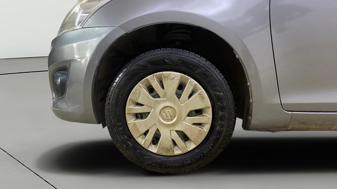 2013 Maruti Swift Dzire VXI, Petrol, Manual, 33,179 km, Left Front Wheel
