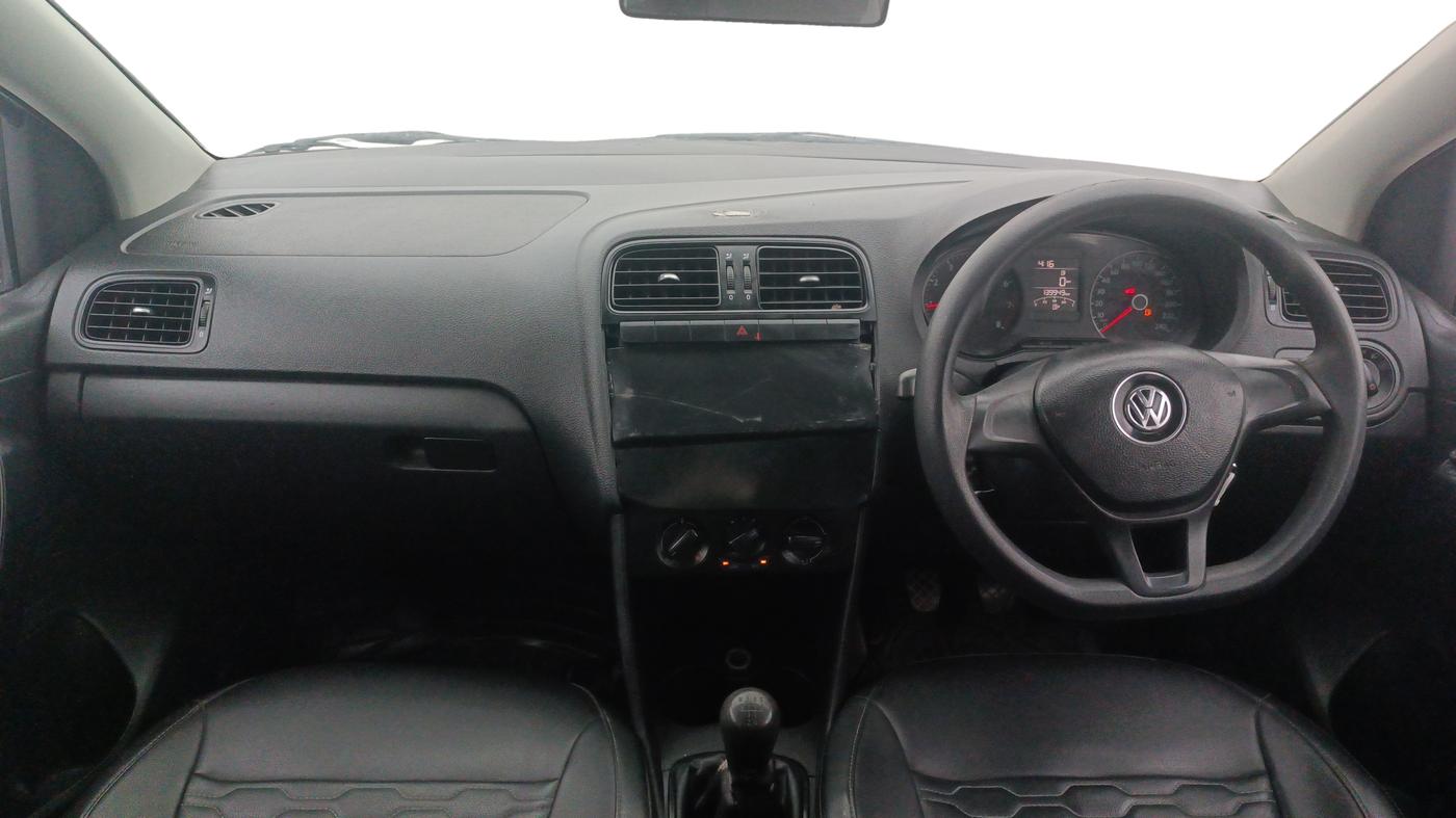 2017 Volkswagen Ameo COMFORTLINE 1.2L, Petrol, Manual, 1,39,949 km, Dashboard