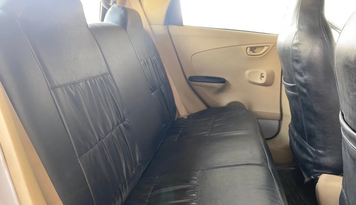 2014 Honda Brio S MT, Petrol, Manual, 77,678 km, Right Side Rear Door Cabin