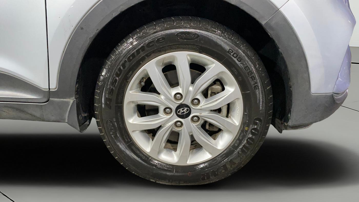 2020 Hyundai Creta SX AT 1.6 DIESEL, Diesel, Automatic, 24,549 km, Right Front Wheel