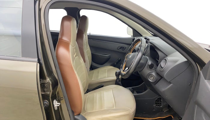 2015 Renault Kwid RXL, Petrol, Manual, 21,678 km, Right Side Front Door Cabin