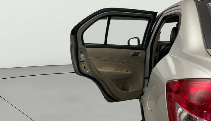 2014 Maruti Swift Dzire VXI, Petrol, Manual, 1,42,804 km, LHS Rear Door