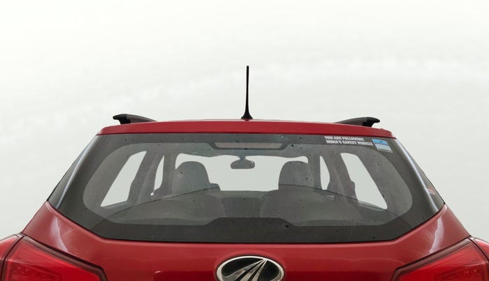 2022 Mahindra XUV300 W6 1.2 PETROL AMT, Petrol, Automatic, 30,959 km, Rear Windshield