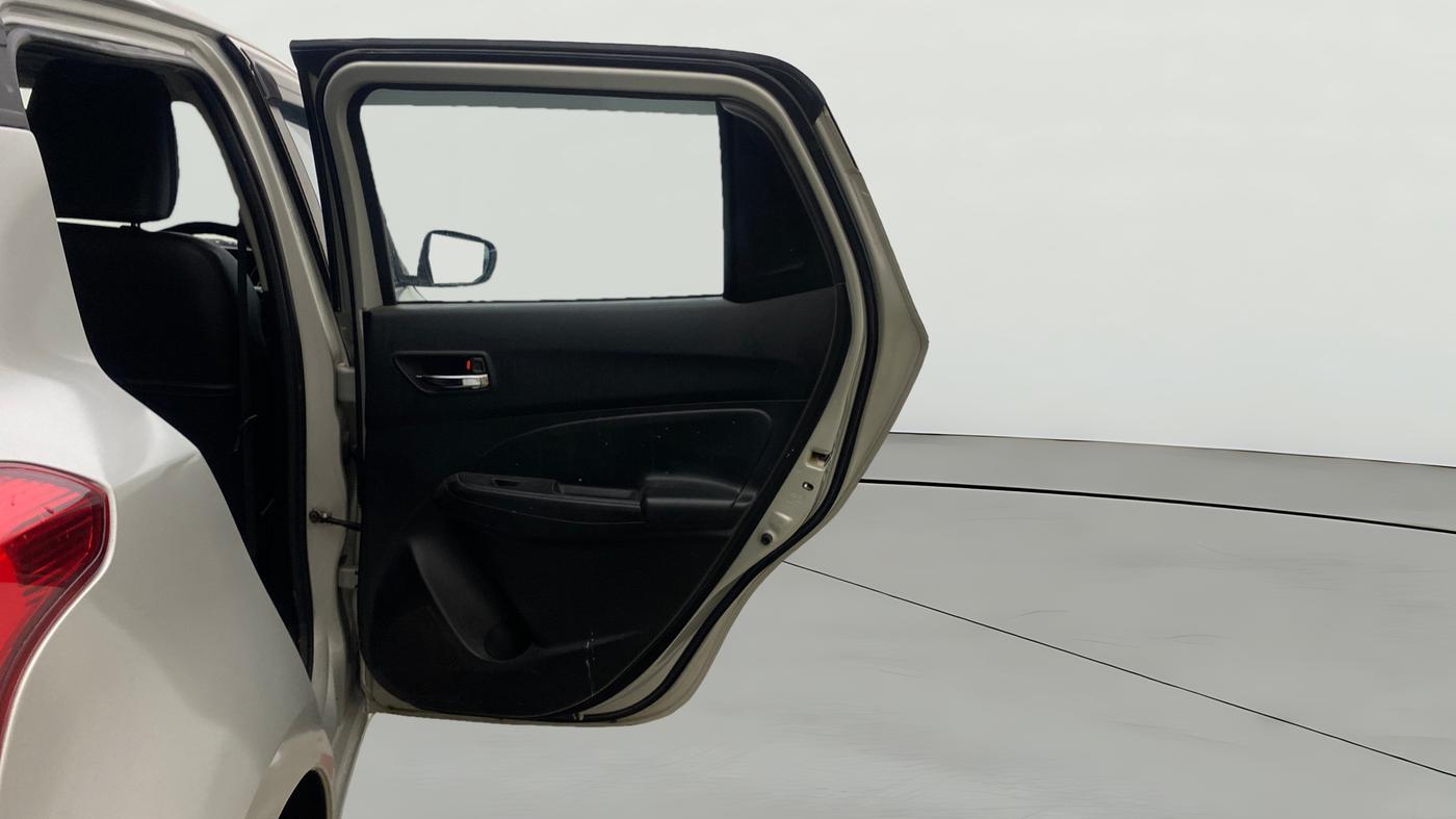 2021 Maruti Swift VXI, Petrol, Manual, 74,982 km, RHS Rear Door