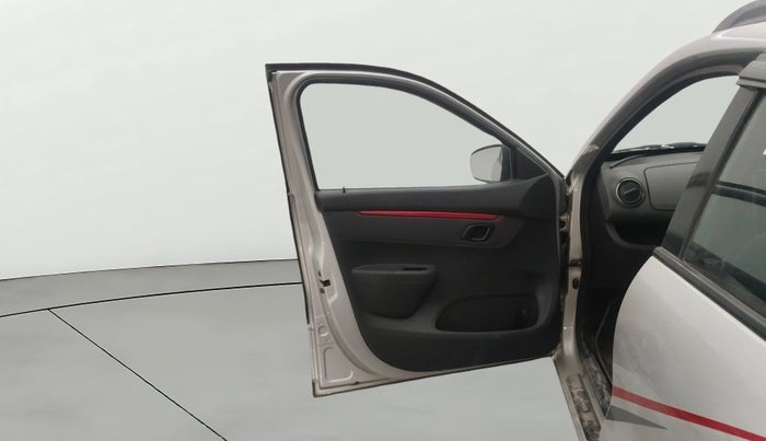 2016 Renault Kwid RXT 0.8, Petrol, Manual, 75,699 km, LHS Front Door