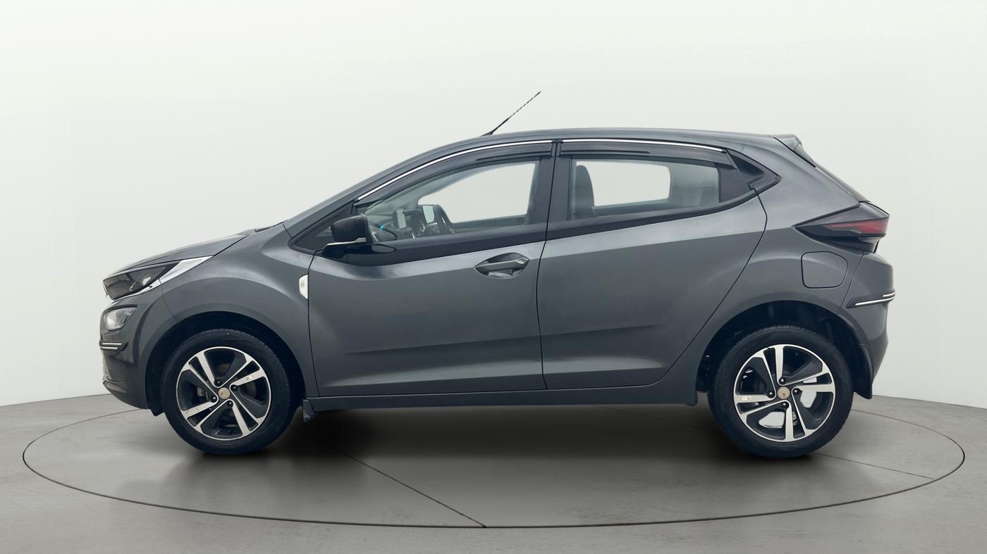 2023 Tata ALTROZ XZ DIESEL, Diesel, Manual, 47,496 km, Left Side