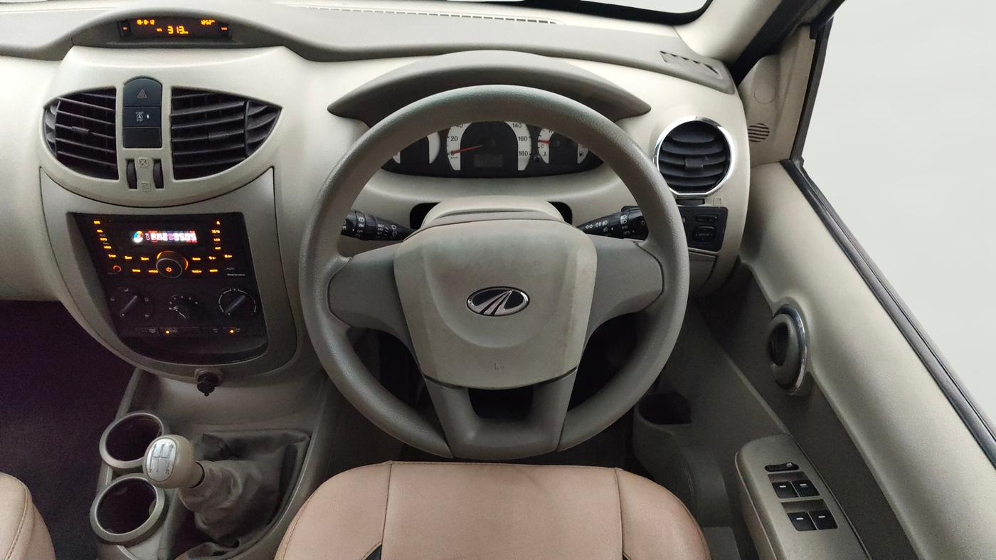 2014 Mahindra Quanto C6, Diesel, Manual, 1,06,601 km, Steering Wheel Close Up