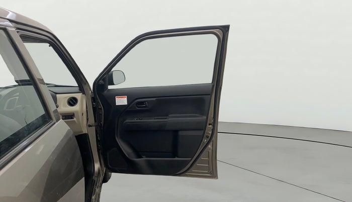 2022 Maruti New Wagon-R LXI CNG (O) 1.0, CNG, Manual, 53,181 km, RHS Front Door