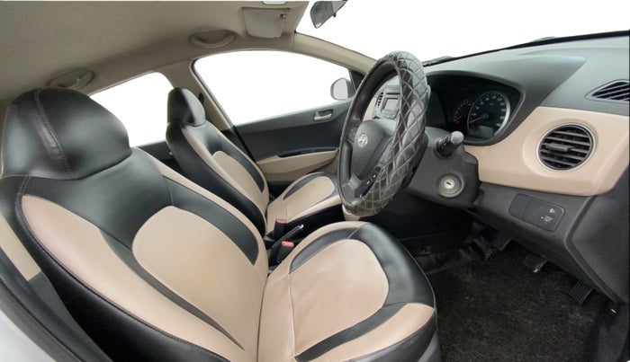 2015 Hyundai Grand i10 SPORTZ 1.2 KAPPA VTVT, Petrol, Manual, 73,343 km, Right Side Front Door Cabin