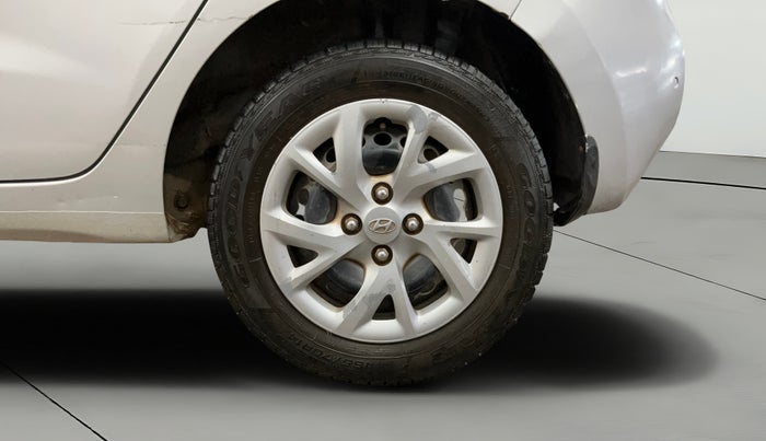 2017 Hyundai Grand i10 SPORTZ 1.2 KAPPA VTVT, Petrol, Manual, 98,050 km, Left Rear Wheel