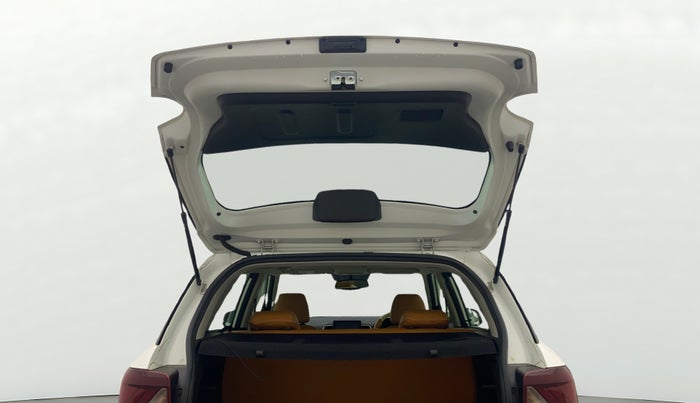 2021 Hyundai VENUE SX PLUS 1.0 TURBO DCT, Petrol, Automatic, 47,760 km, Boot Door Open