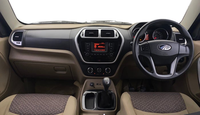 2016 Mahindra TUV300 T8, Diesel, Manual, 89,304 km, Dashboard