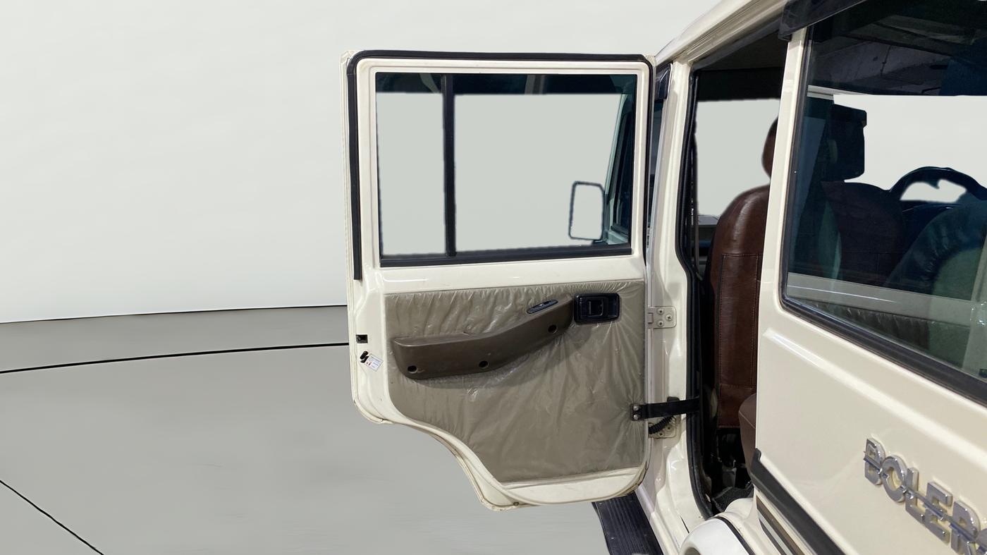 2020 Mahindra Bolero B6 (O), Diesel, Manual, 1,00,439 km, LHS Rear Door