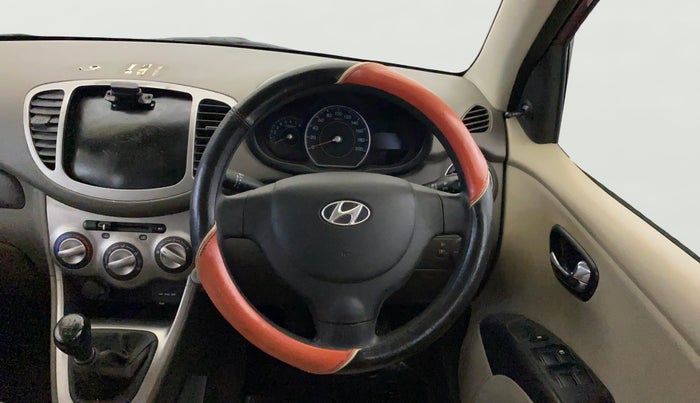 2014 Hyundai i10 SPORTZ 1.1, Petrol, Manual, 53,281 km, Steering Wheel Close Up