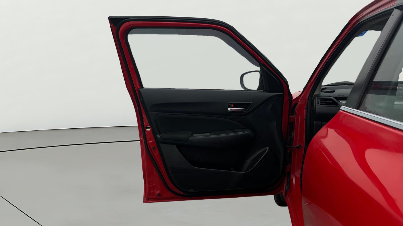 2018 Maruti Swift VXI, Petrol, Manual, 59,419 km, LHS Front Door