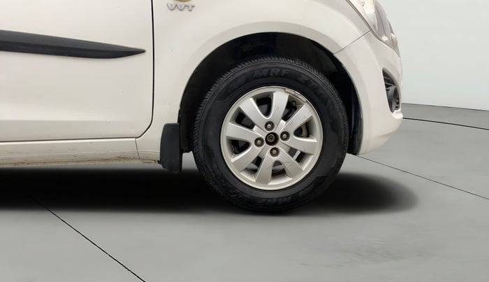 2014 Maruti Ritz ZXI, Petrol, Manual, 52,283 km, Right Front Wheel