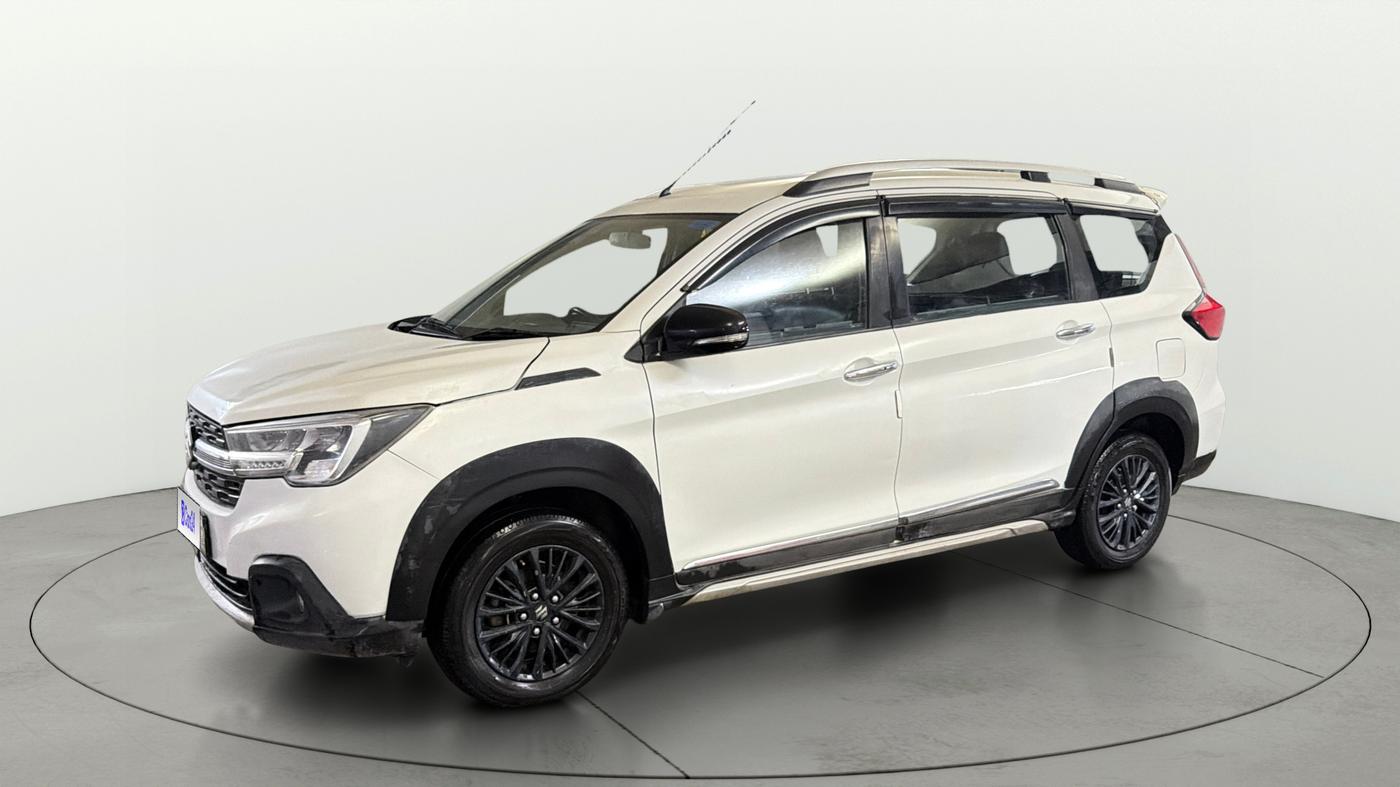 2019 Maruti XL6 ALPHA AT, Petrol, Automatic, 1,25,848 km, Left Front Diagonal