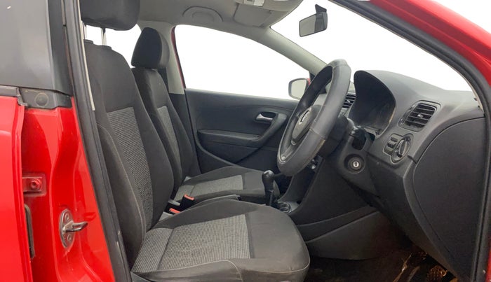 2015 Volkswagen Polo COMFORTLINE 1.2L, Petrol, Manual, 86,711 km, Right Side Front Door Cabin