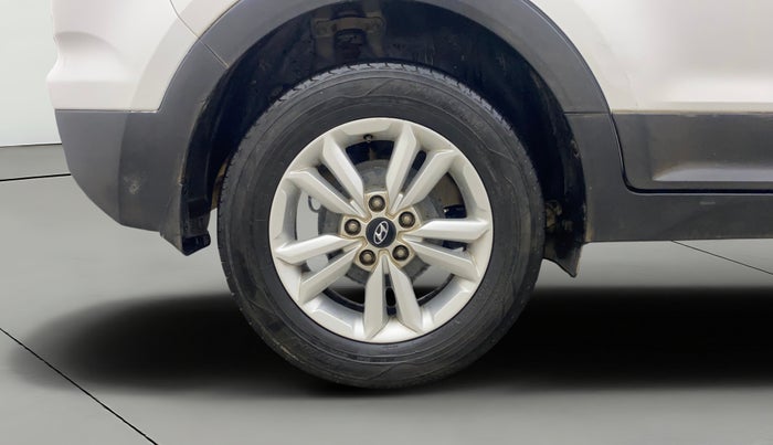 2016 Hyundai Creta SX 1.6 DIESEL, Diesel, Manual, 65,988 km, Right Rear Wheel