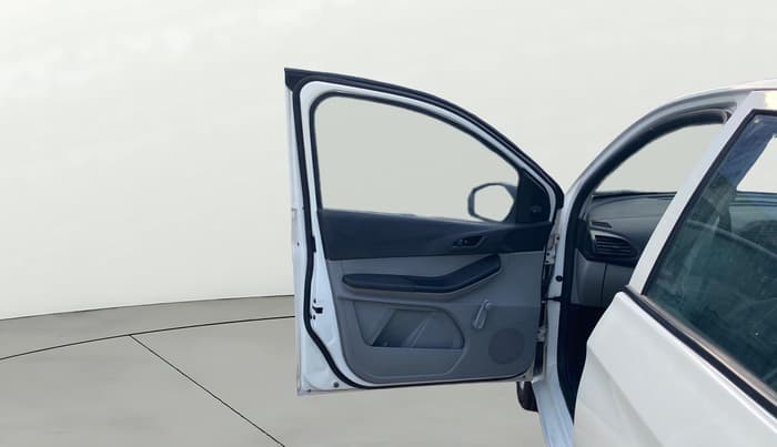 2021 Tata Tiago XE PETROL, Petrol, Manual, 1,44,020 km, LHS Front Door
