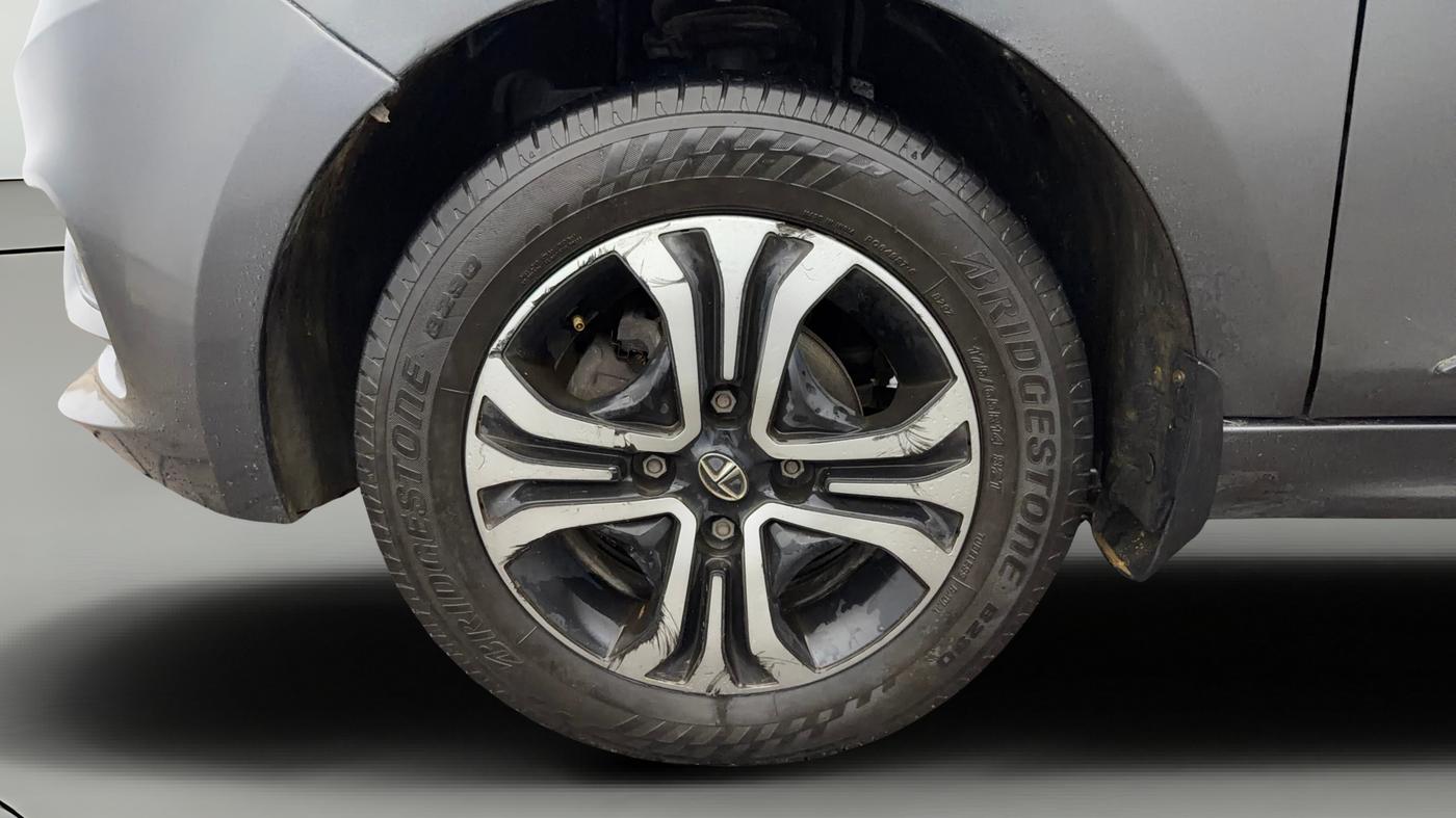 2023 Tata TIGOR XZ PLUS CNG, CNG, Manual, 1,15,173 km, Left Front Wheel