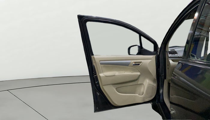 2016 Maruti Ertiga VXI AT, Petrol, Automatic, 68,424 km, LHS Front Door