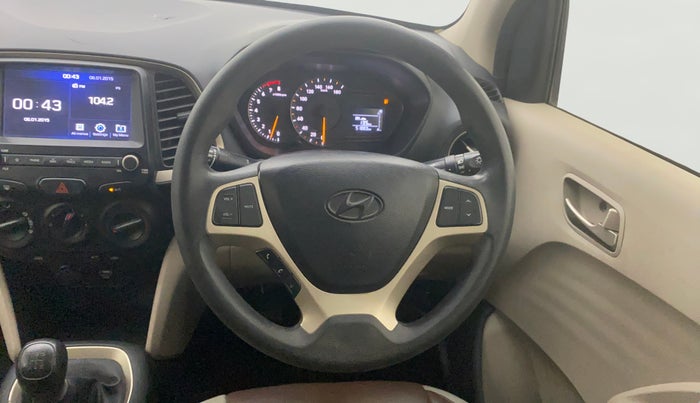 2019 Hyundai NEW SANTRO SPORTZ CNG, CNG, Manual, 51,869 km, Steering Wheel Close Up