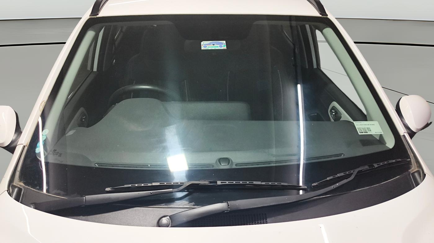 2025 Hyundai GRAND I10 NIOS SPORTZ AMT 1.2 KAPPA VTVT, Petrol, Automatic, 5,223 km, Front Windshield