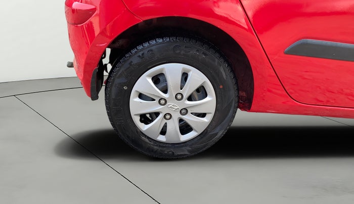 2012 Hyundai i10 MAGNA 1.1, Petrol, Manual, 66,074 km, Right Rear Wheel