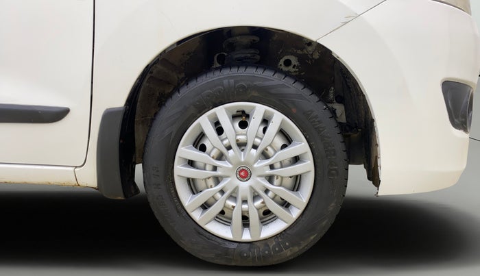 2014 Maruti Wagon R 1.0 LXI CNG, CNG, Manual, 59,473 km, Right Front Wheel