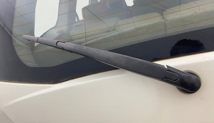 2017 Mahindra XUV500 W10 AT, Diesel, Automatic, 76,548 km, Rear Wiper