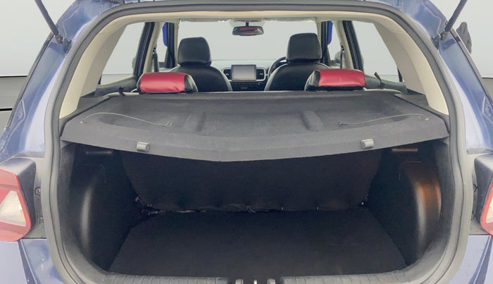 2022 Hyundai VENUE SX PLUS 1.0 TURBO DCT, Petrol, Automatic, 39,567 km, Boot Open Zoomed View