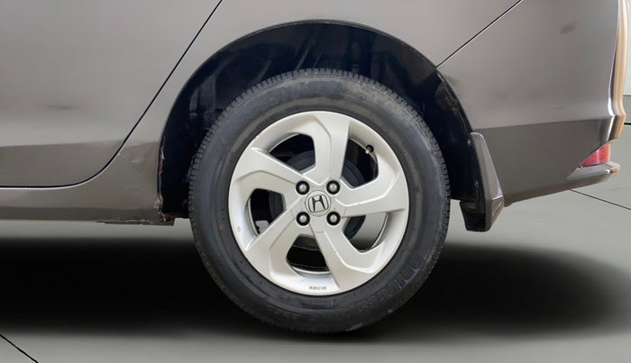 2015 Honda City 1.5L I-VTEC V MT, Petrol, Manual, 1,42,553 km, Left Rear Wheel