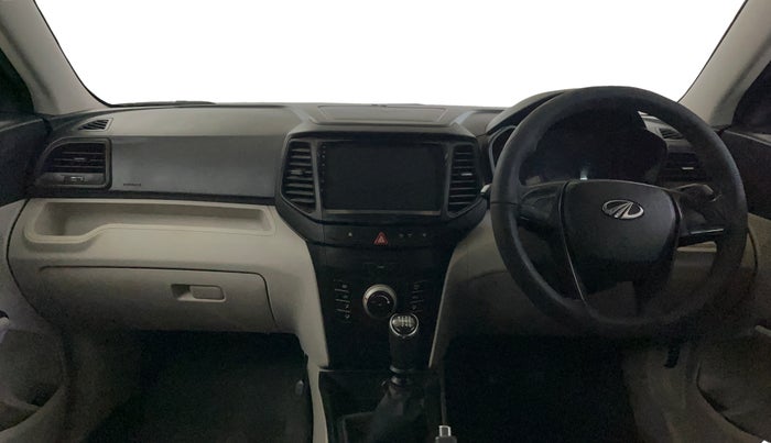 2021 Mahindra XUV300 W4 1.5 DIESEL, Diesel, Manual, 25,791 km, Dashboard