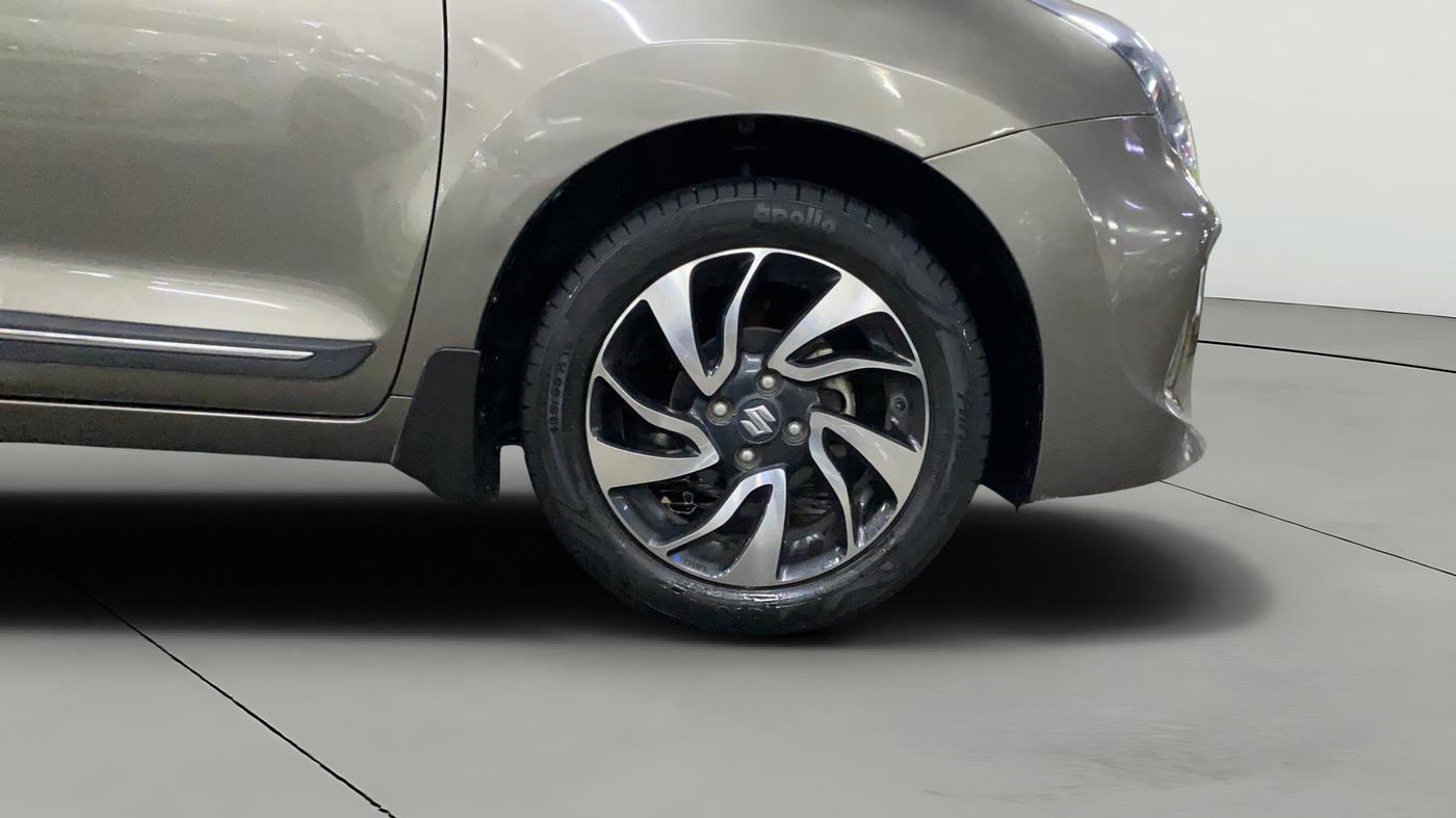 2021 Maruti Baleno ZETA CVT PETROL 1.2, Petrol, Automatic, 28,062 km, Right Front Wheel