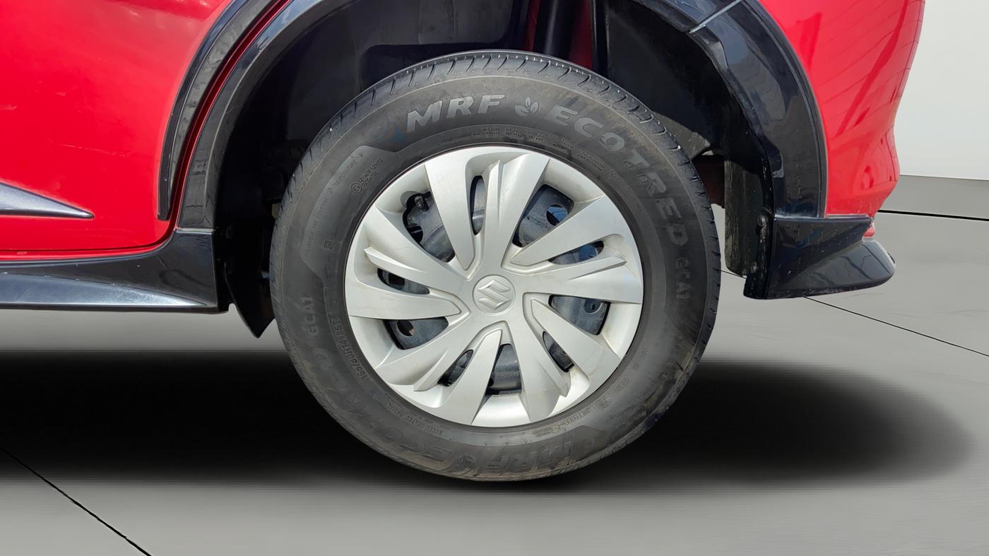 2024 Maruti Swift VXi (O), Petrol, Manual, 30,500 km, Left Rear Wheel
