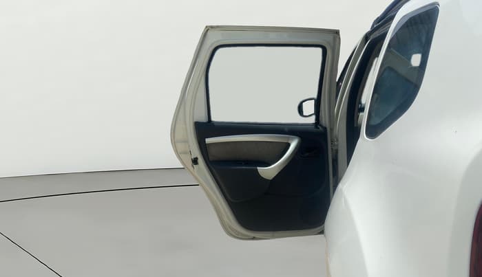 2014 Renault Duster 85 PS RXL DIESEL, Diesel, Manual, 1,12,970 km, LHS Rear Door