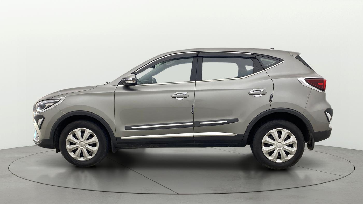 2023 MG ASTOR STYLE 1.5 MT, Petrol, Manual, 5,545 km, Left Side