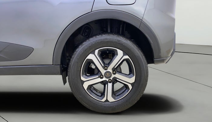 2021 Tata NEXON XZA PLUS PETROL, Petrol, Automatic, 14,617 km, Left Rear Wheel