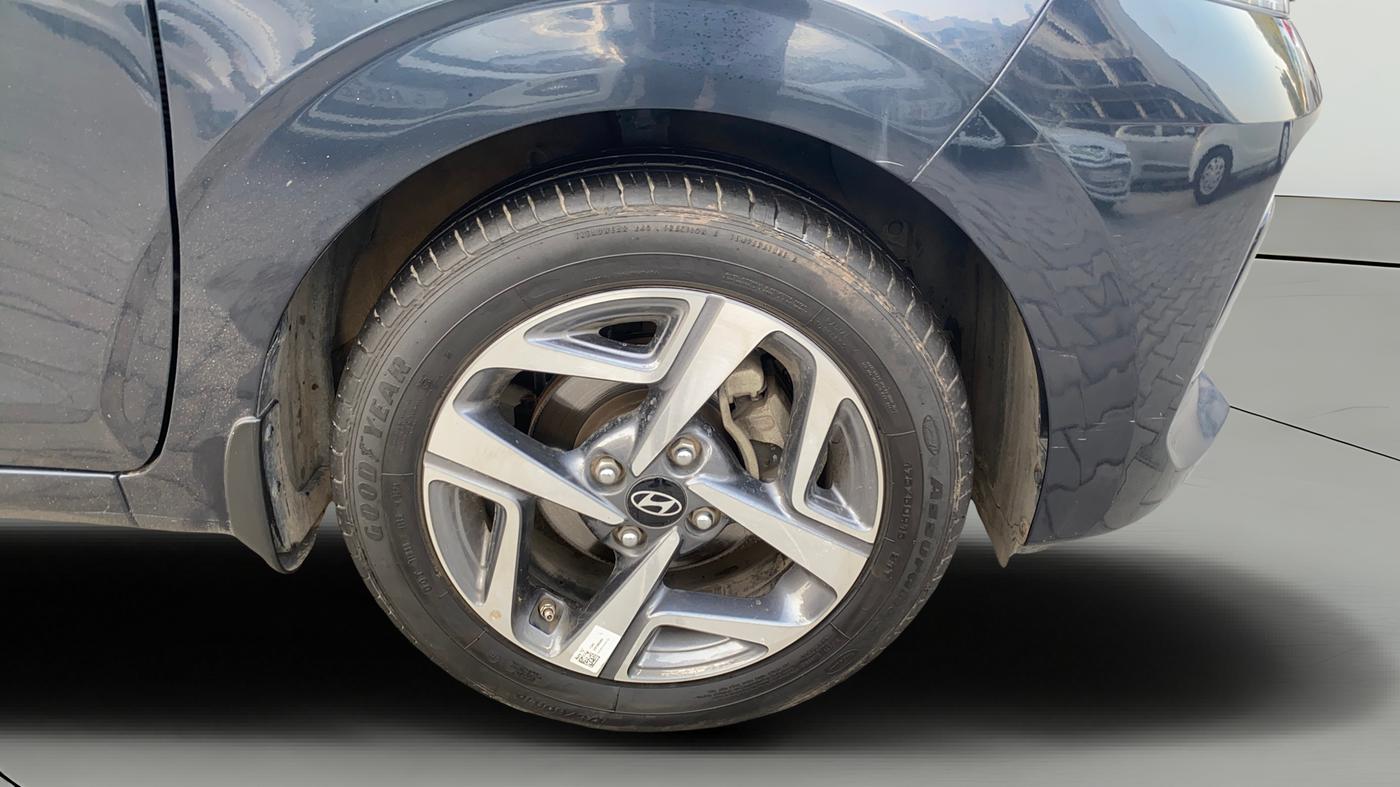 2024 Hyundai AURA SX 1.2 CNG, CNG, Manual, 36,615 km, Right Front Wheel