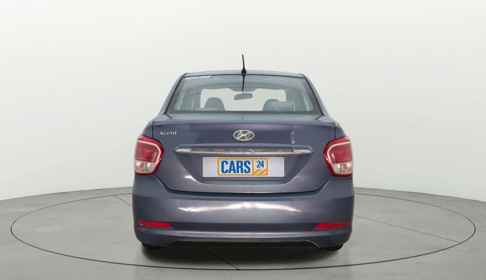 2014 Hyundai Xcent S 1.2, Petrol, Manual, 1,02,555 km, Back/Rear