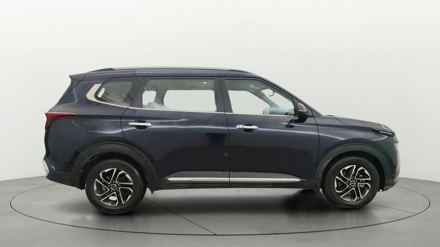 2022 KIA CARENS LUXURY PLUS 1.5 DIESEL AT 7 STR, Diesel, Automatic, 27,753 km, Right Side View