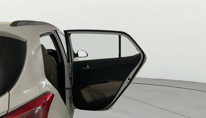 2018 Hyundai Grand i10 SPORTZ AT 1.2 KAPPA VTVT, Petrol, Automatic, 21,613 km, RHS Rear Door