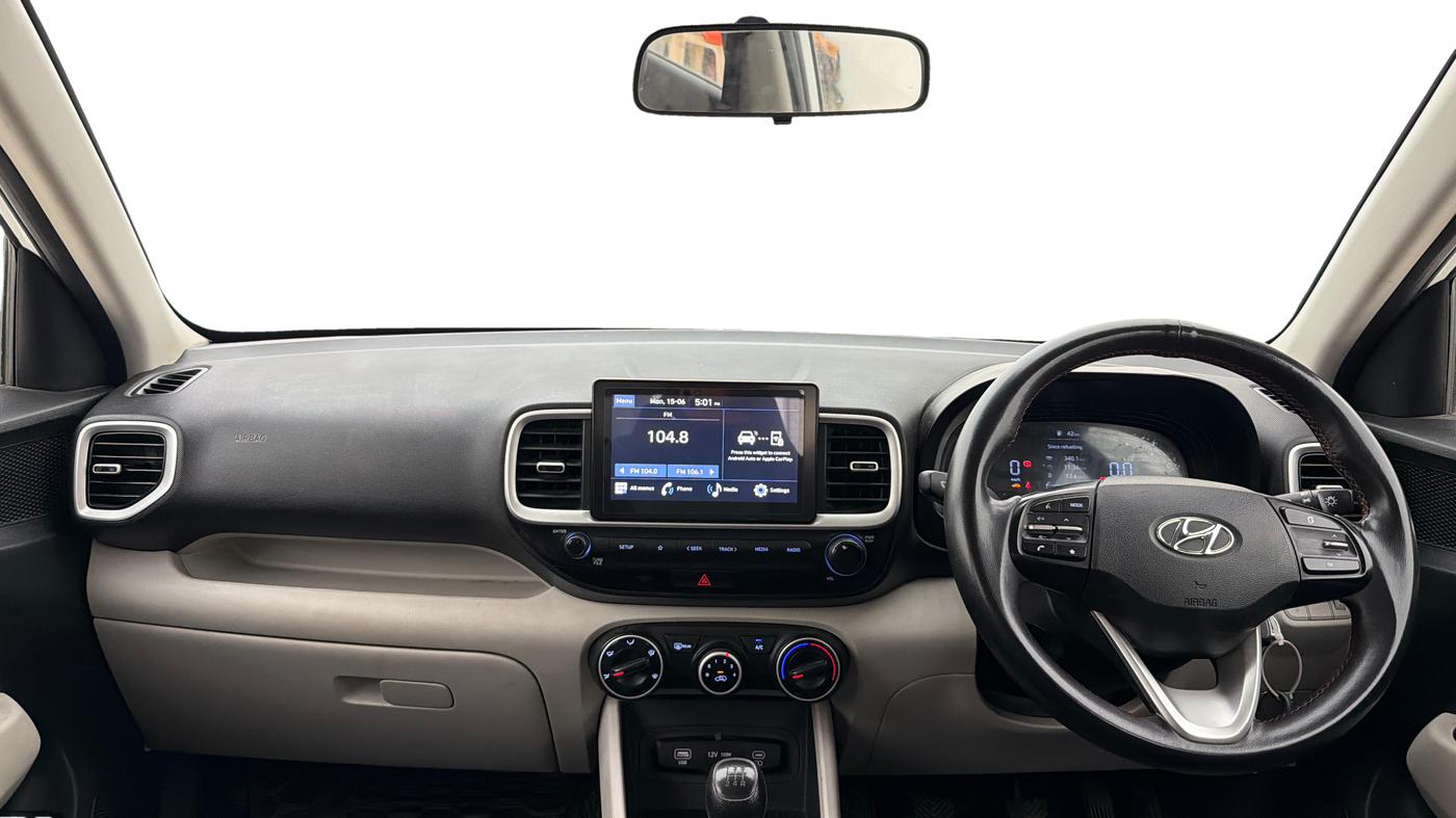 2023 Hyundai VENUE S 1.2, Petrol, Manual, 77,602 km, Dashboard