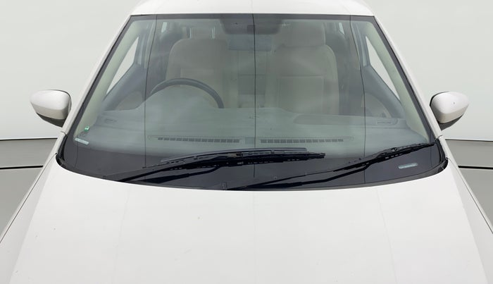 2013 Volkswagen Vento HIGHLINE 1.6 MPI, Petrol, Manual, 69,541 km, Front Windshield