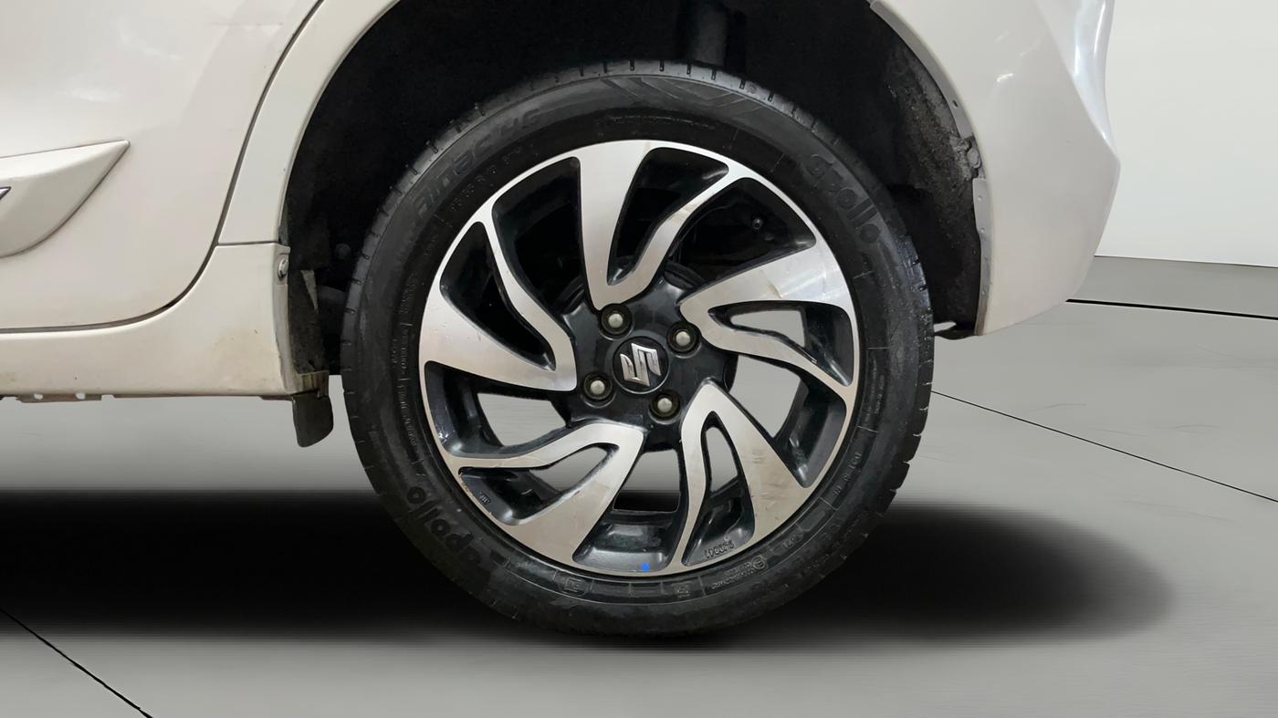 2021 Maruti Baleno ALPHA CVT PETROL 1.2, Petrol, Automatic, 22,833 km, Left Rear Wheel