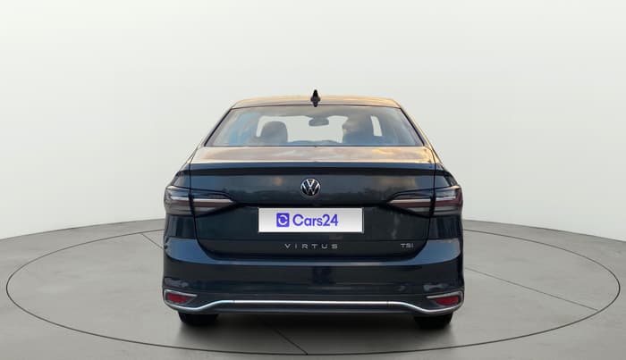 2024 Volkswagen VIRTUS HIGHLINE TSI 1.0 MT, Petrol, Manual, 52,096 km, Back/Rear